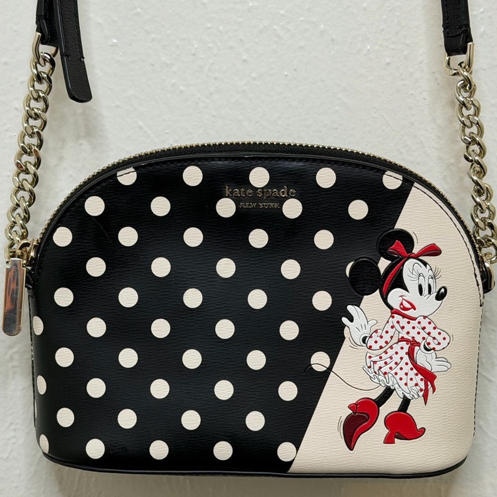 Disney x Kate Spade New York Minnie Mouse Small Dome
Crossbody Bag